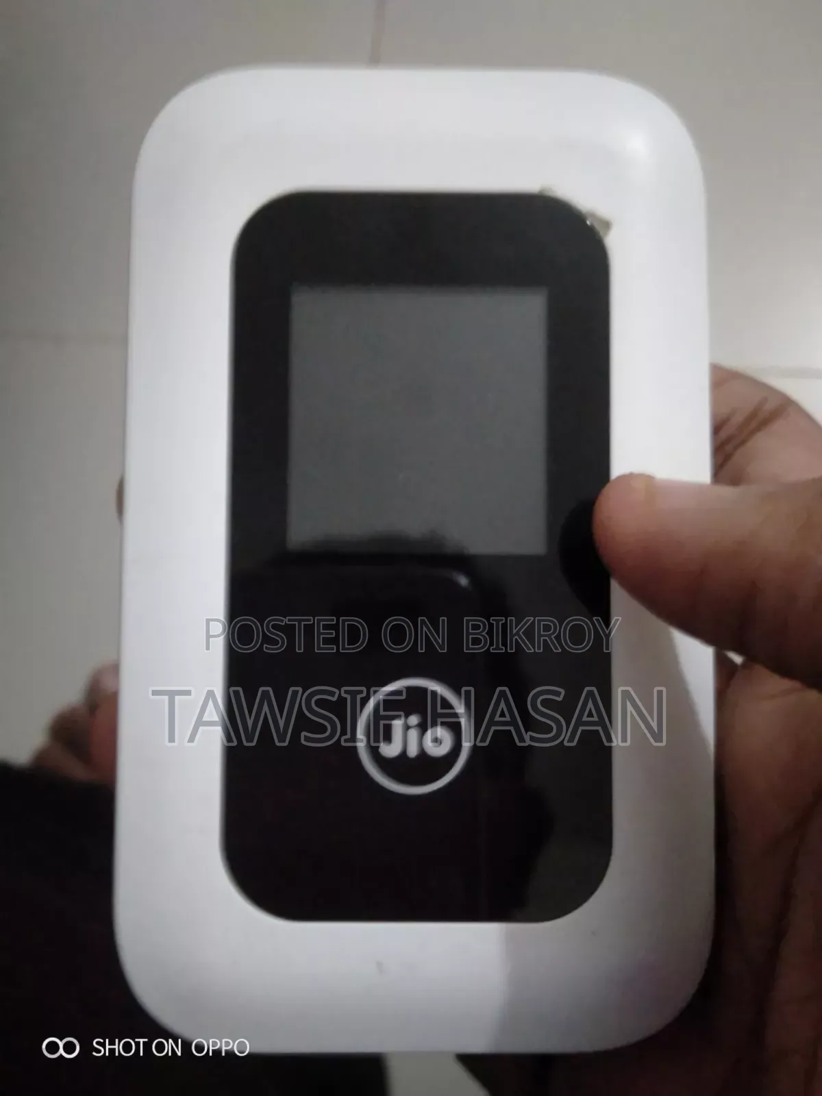 জিও পকেট রাউটার