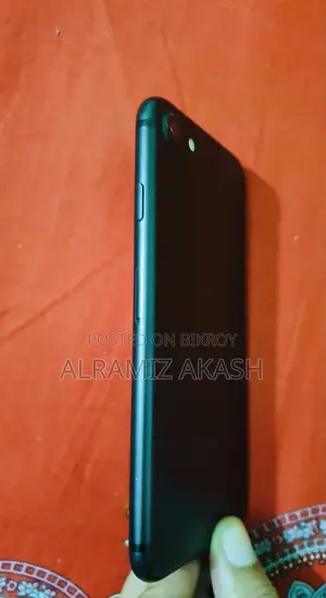 Apple iPhone 7 32 GB Black