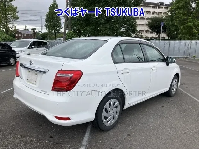 Toyota Axio 2021 White