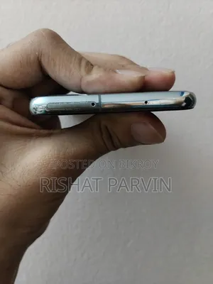 স্যামসাং গ্যালাক্সি এস১০ই ১২৮ জিবি গ্রিন