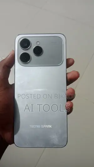 টেকনো স্পার্ক ৪০ ২৫৬ জিবি সিলভার