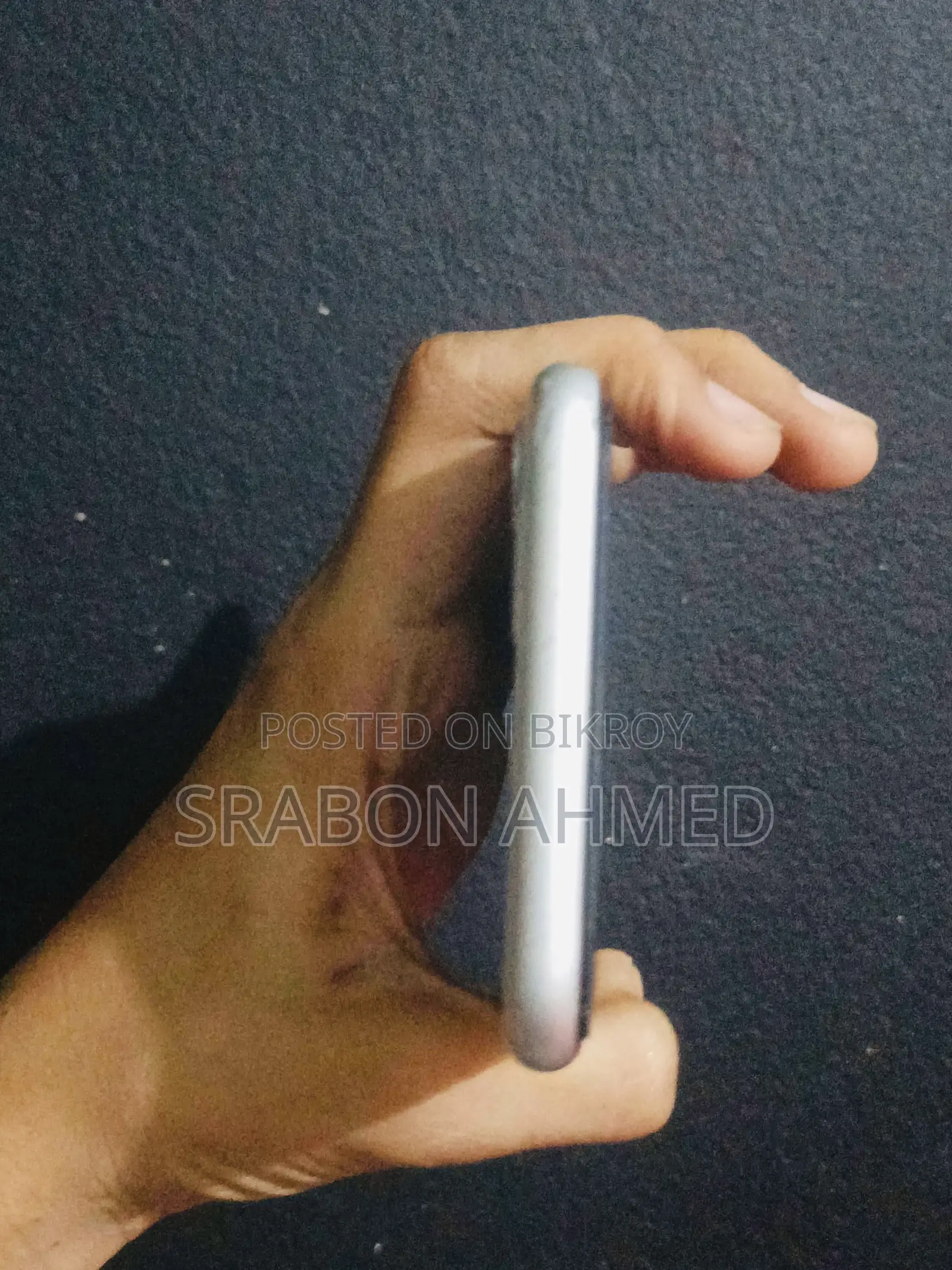 অ্যাপল আইফোন ১১ ৬৪ জিবি হোয়াইট