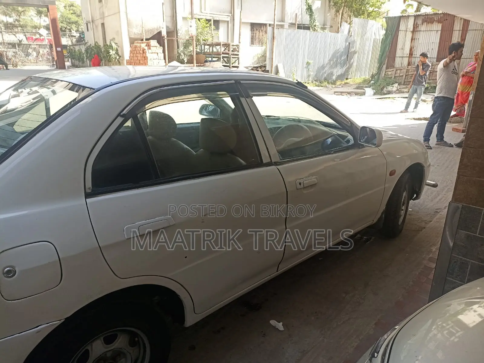 Mitsubishi Lancer 2000 White