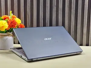 Laptop Acer 3GB Intel SSD 256GB