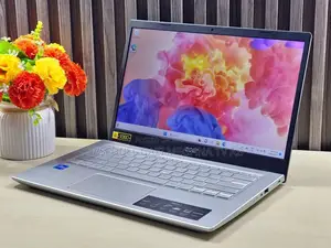 Laptop Acer 3GB Intel SSD 256GB