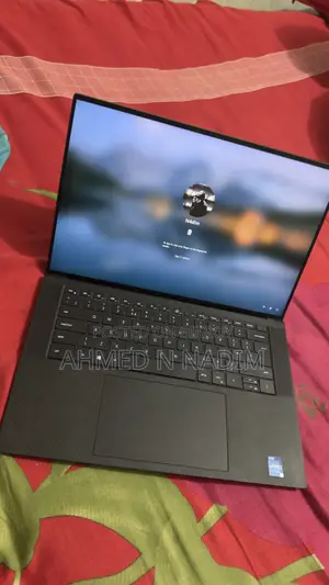 Dell Precision 5570 Laptop 32GB RAM Intel Core i9 1TB SSD