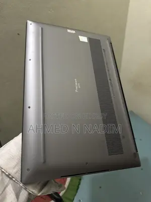 Dell Precision 5570 Laptop 32GB RAM Intel Core i9 1TB SSD