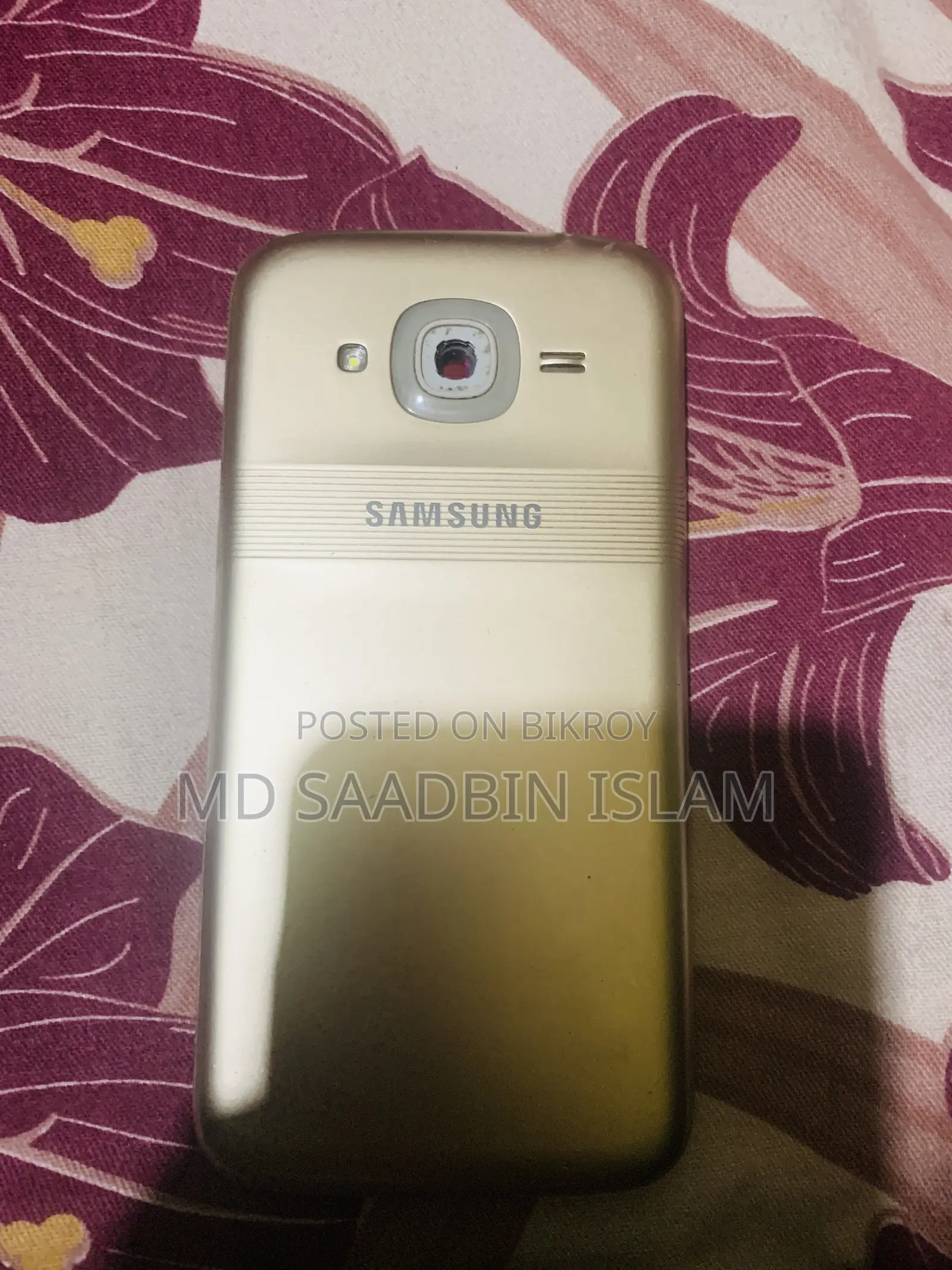 Samsung Galaxy 551 Gold