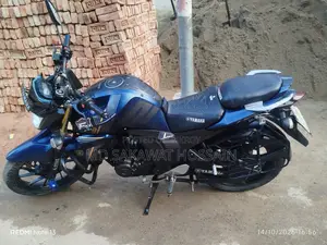 ইয়ামাহা এফজেডএস ভি২ ২০১৮ ব্লু