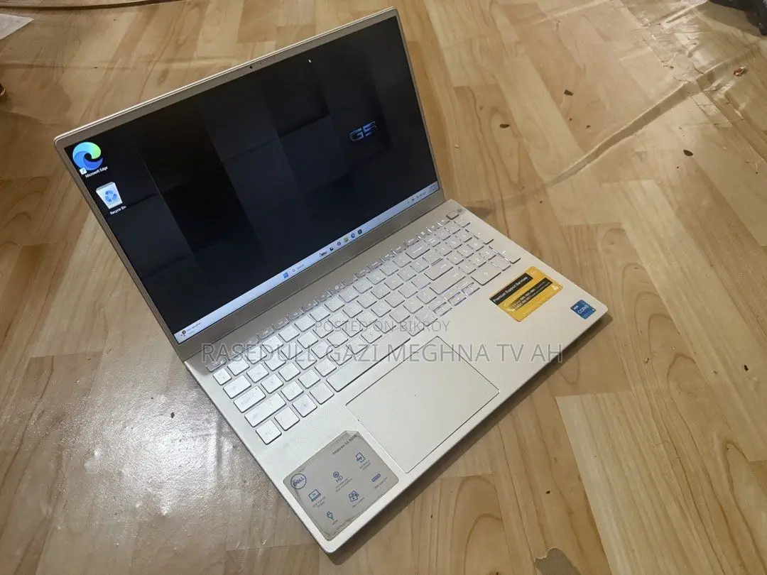 Laptop Dell 3GB Intel SSD 256GB
