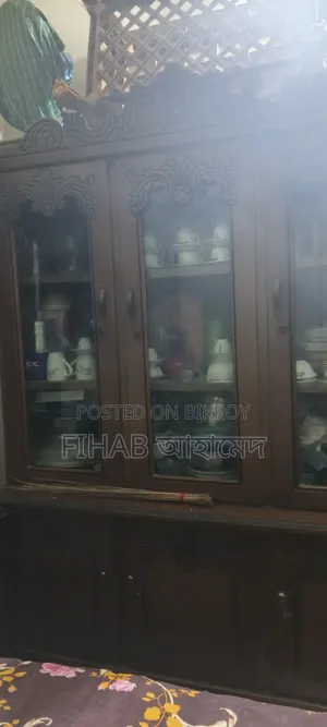 মালোসিয়ান কাঠের দেয়াল সুকেজ