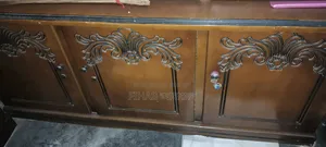 মালোসিয়ান কাঠের দেয়াল সুকেজ