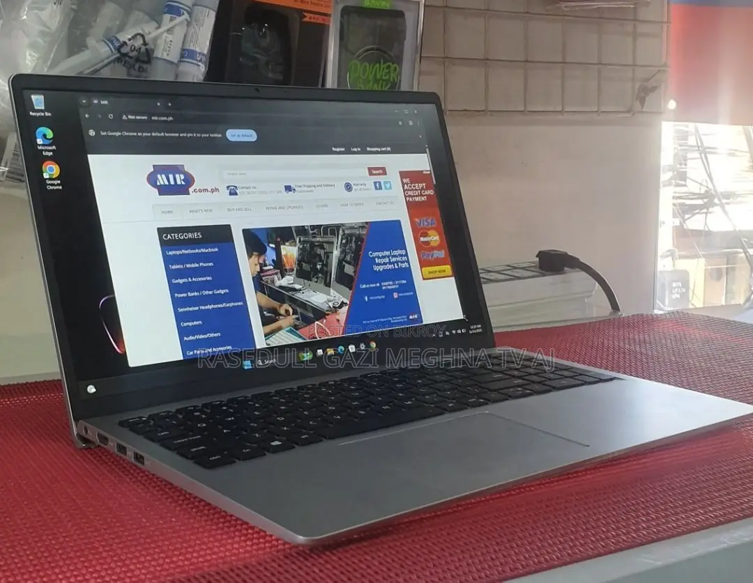 Laptop Dell 4GB Intel SSD 500GB