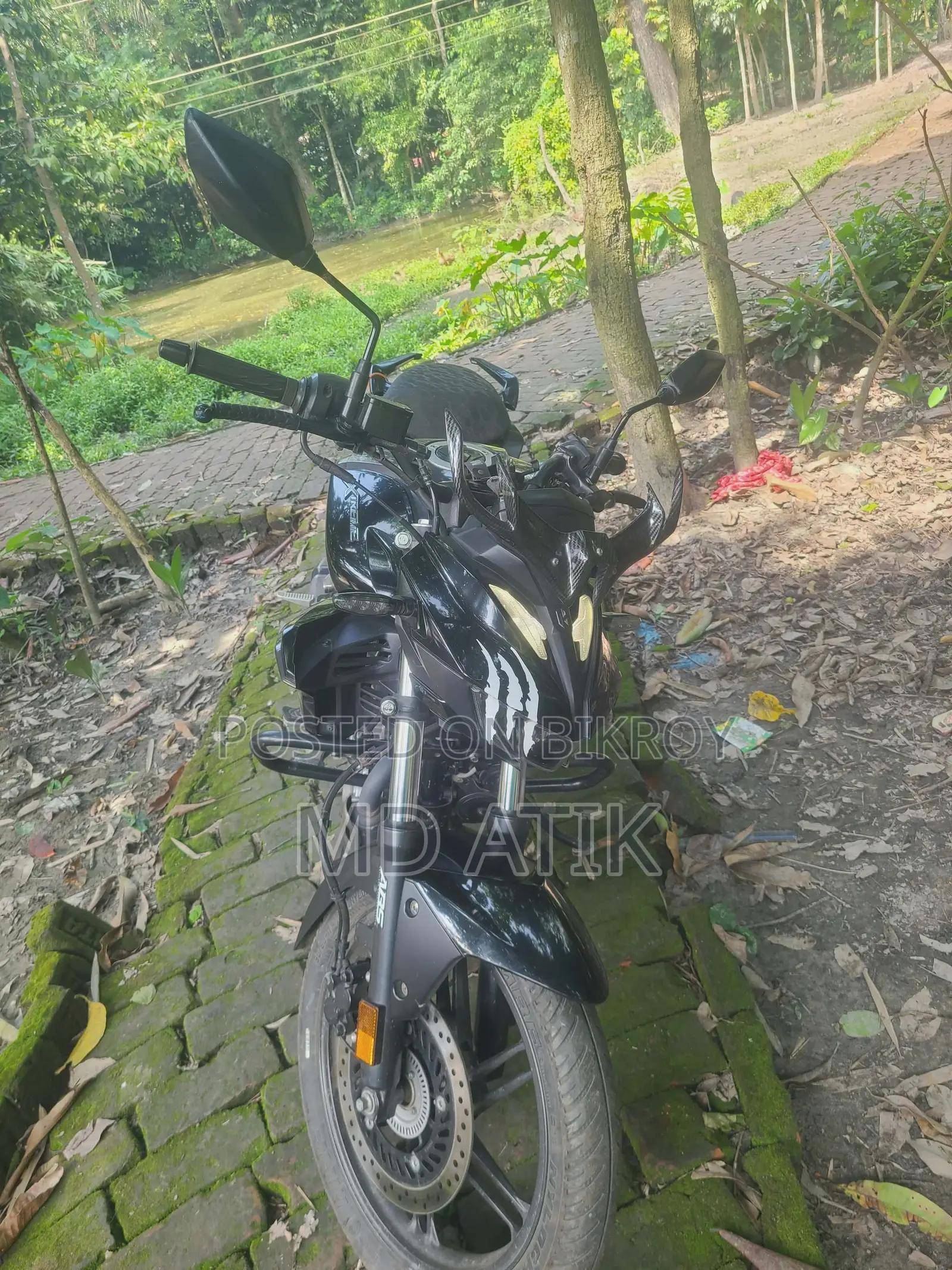 Hero Xtreme 125R 2025 Black
