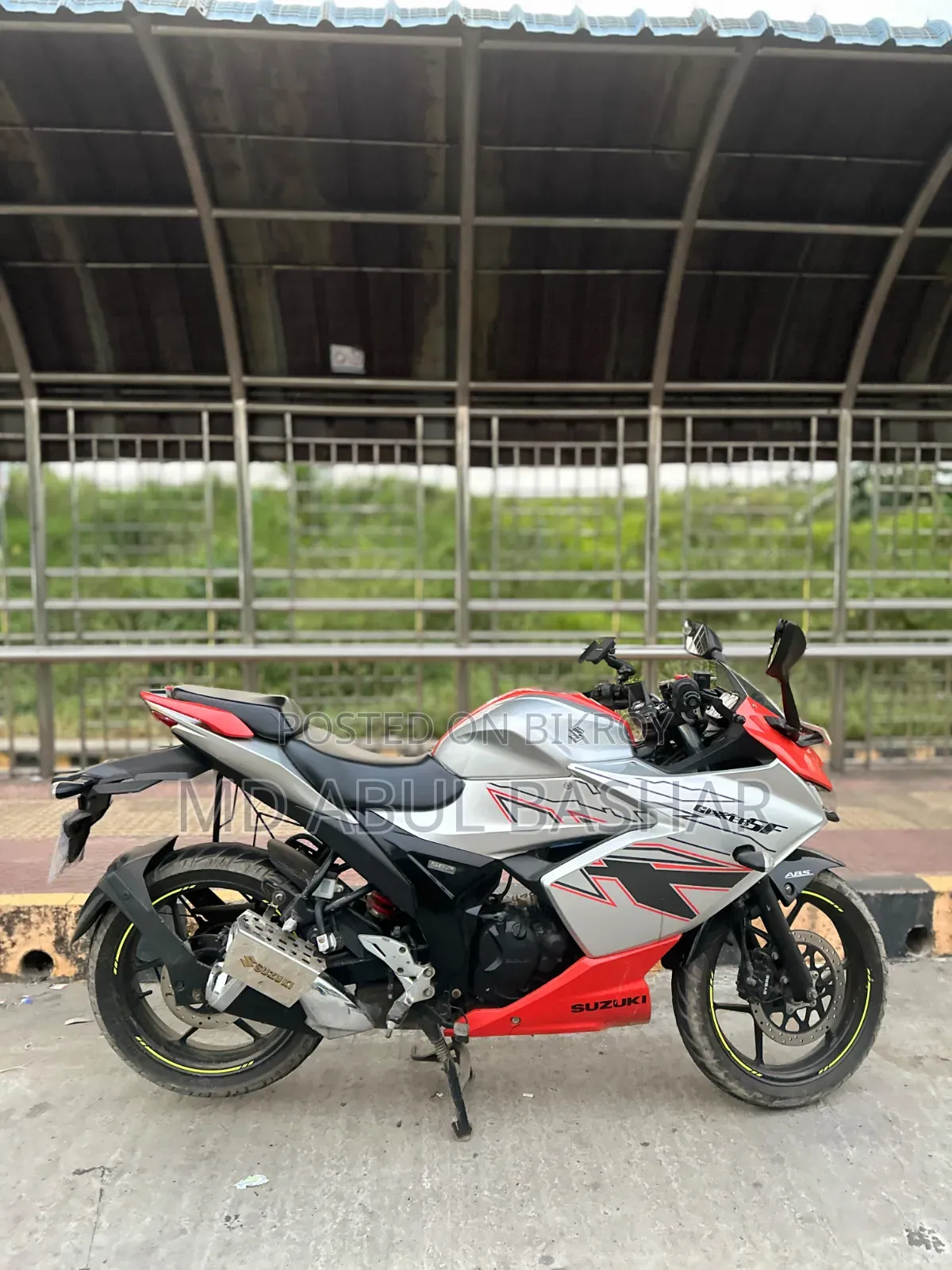 Suzuki Gixxer SF 2024 Silver