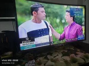 Smart TV 43"