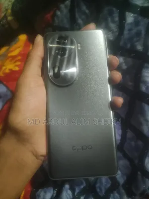 অপ্পো রেনো ১১ প্রো ৫জি ২৫৬ জিবি ব্ল্যাক
