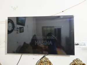Samsung 55 inch Crystal UHD Smart TV | 55AU7700
