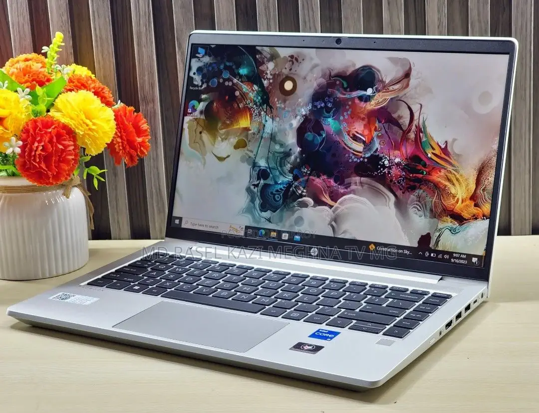 HP Laptop 8GB AMD Ryzen 512GB SSD