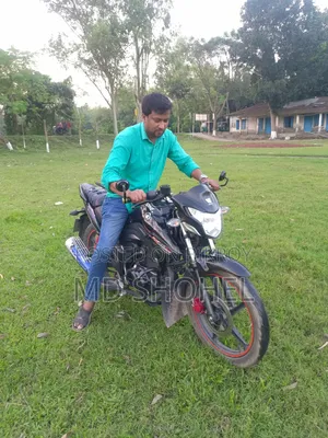 হাওজুই কেএ১৫০ ২০১৮ কালো