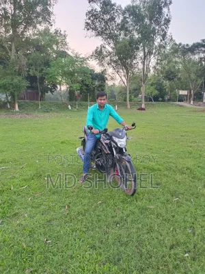 হাওজুই কেএ১৫০ ২০১৮ কালো