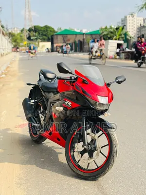 Suzuki GSX-R150 2021 Red