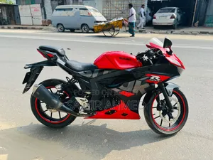 Suzuki GSX-R150 2021 Red