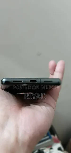 গুগল পিক্সেল ৭ প্রো ১২৮ জিবি ব্ল্যাক