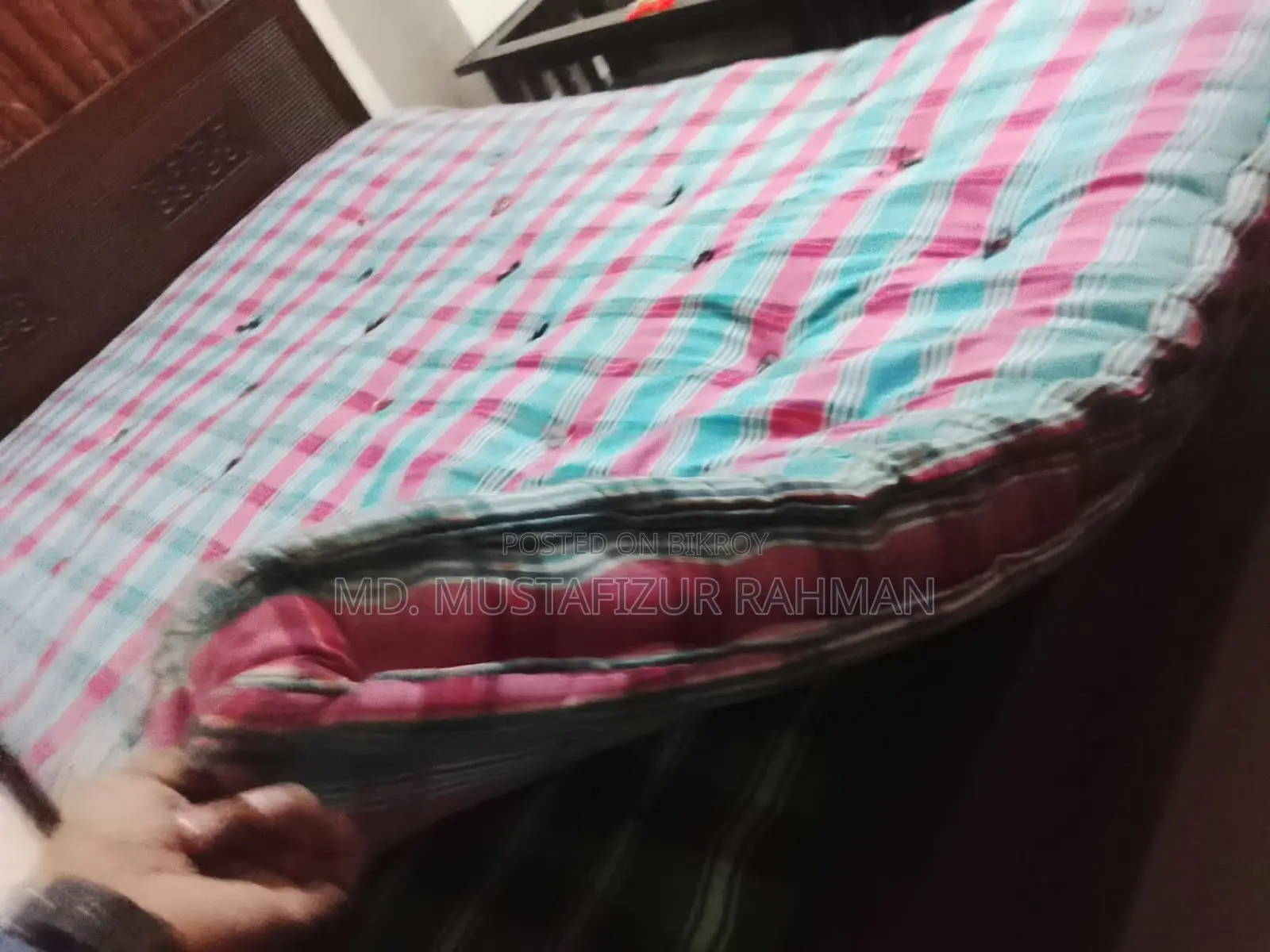 ৫.৫X৬.৫ সাইজের একটি জাজিম বিক্রি করতে চাই