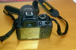 Nikon Dx D3100 DSLR Camera