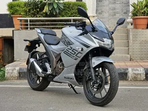 Suzuki Gixxer SF 250 2025 Gray