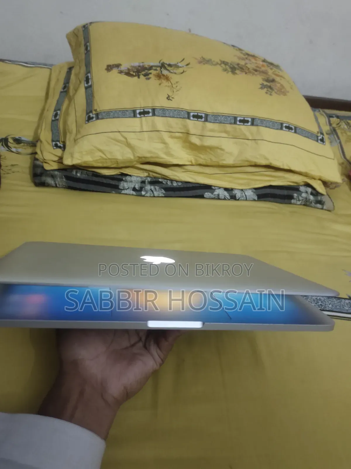 Laptop Apple MacBook Pro 2015 8GB Intel Core i5 SSD 256GB