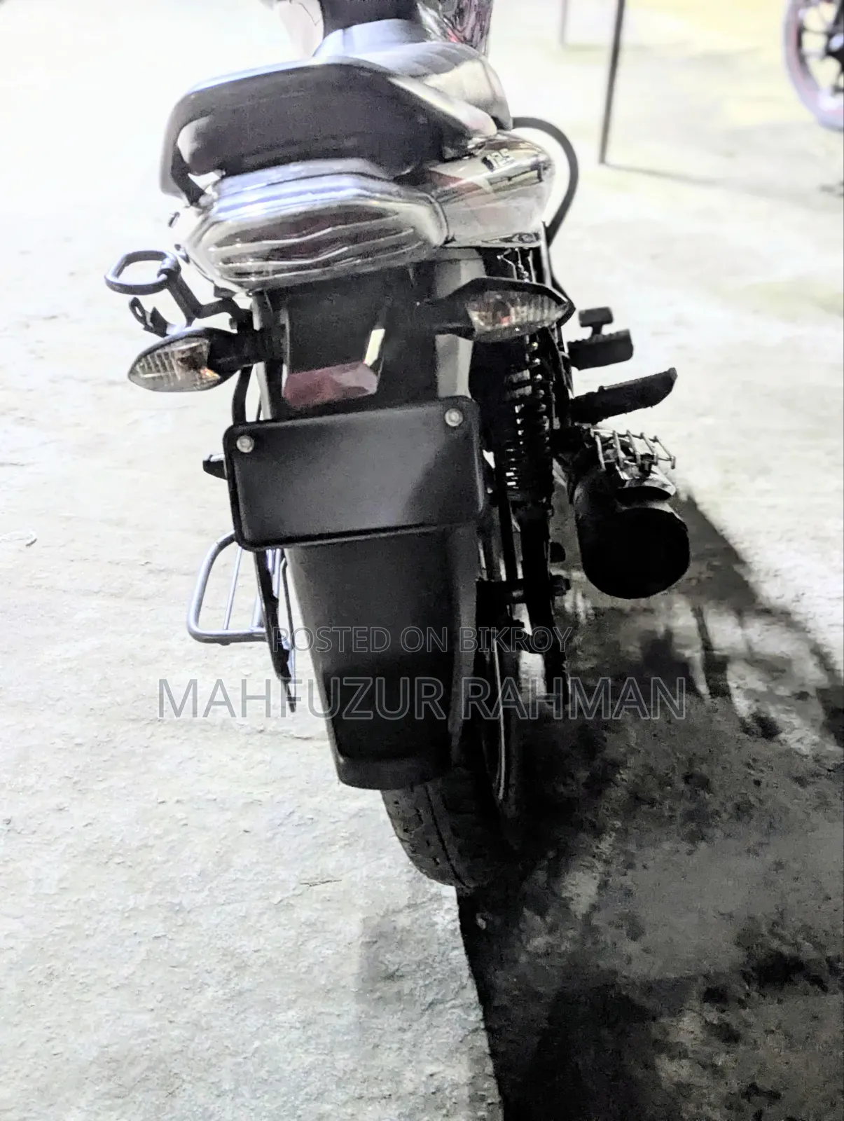 বাজাজ ডিসকভার ১২৫ ২০২১ রেড