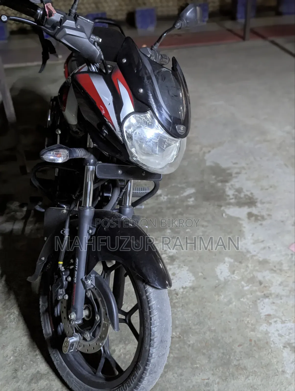 বাজাজ ডিসকভার ১২৫ ২০২১ রেড