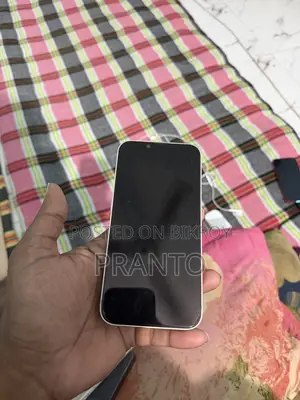 Apple iPhone 13 128 GB White