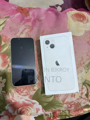 Apple iPhone 13 128 GB White