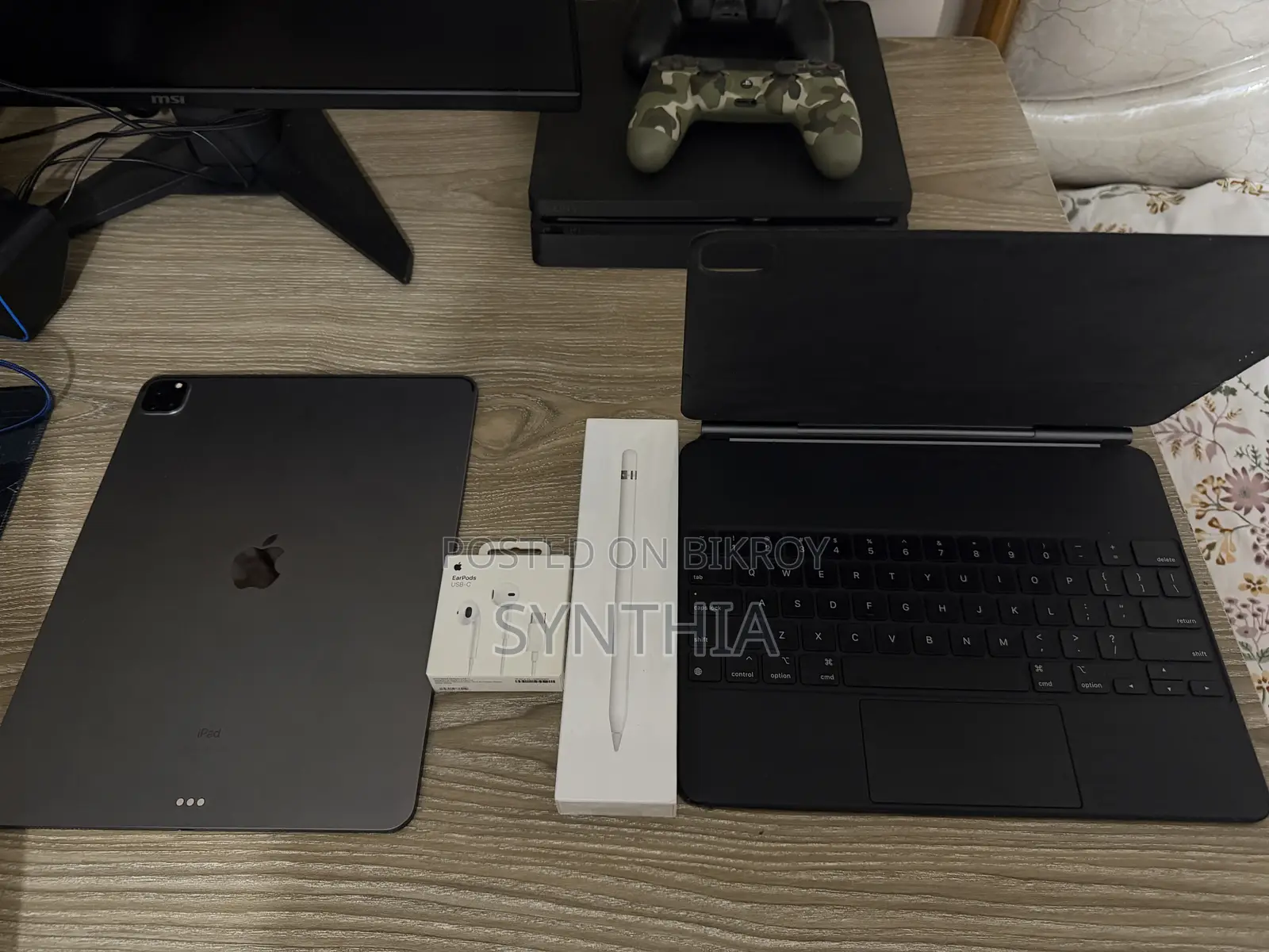 Apple iPad Pro 12.9 (2022) 256 GB Gray