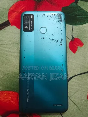 Walton Primo R8 64 GB Blue