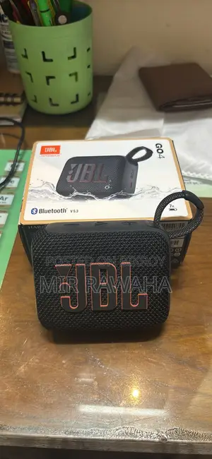 জেবিএল গো ৪ ব্লুটুথ স্পিকার প্রায় একদম নতুন