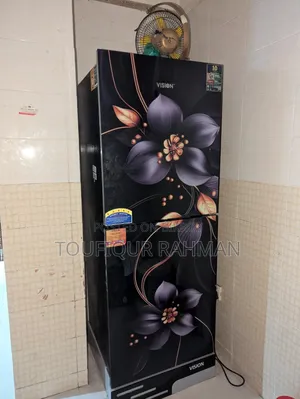 ফ্রিজটা একেবারেই নতুন যত্ন কইরা রাখা হইছে 2 মাস Use করা হইছে