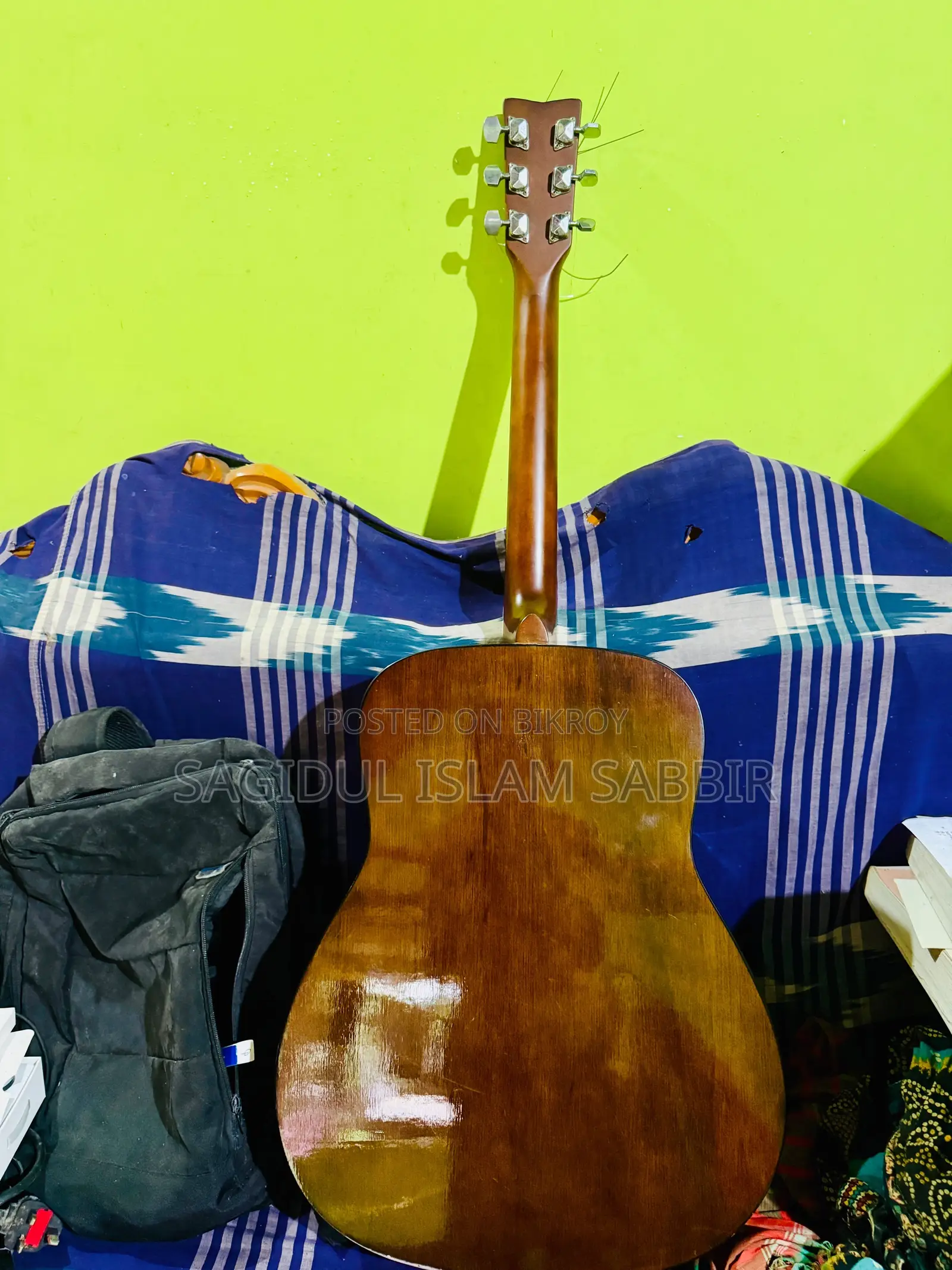 Yamaha F310 Acoustic Guitar