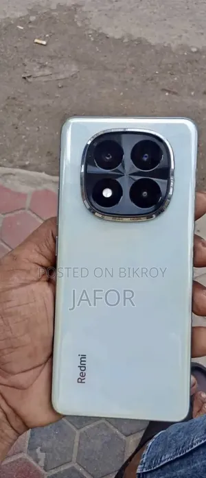 শাওমি রেডমি নোট ১৪ প্রো+ ২৫৬ জিবি লাল