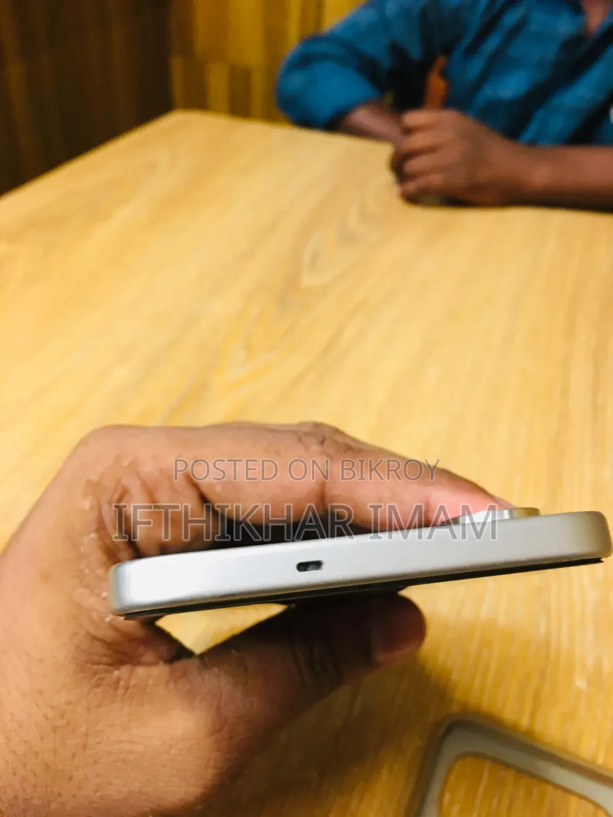 টেকনো স্পার্ক ৪০ প্রো ১২৮ জিবি নীল