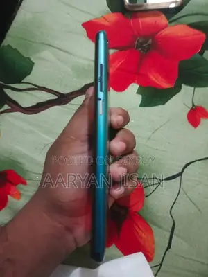 Walton Primo R8 64 GB Blue