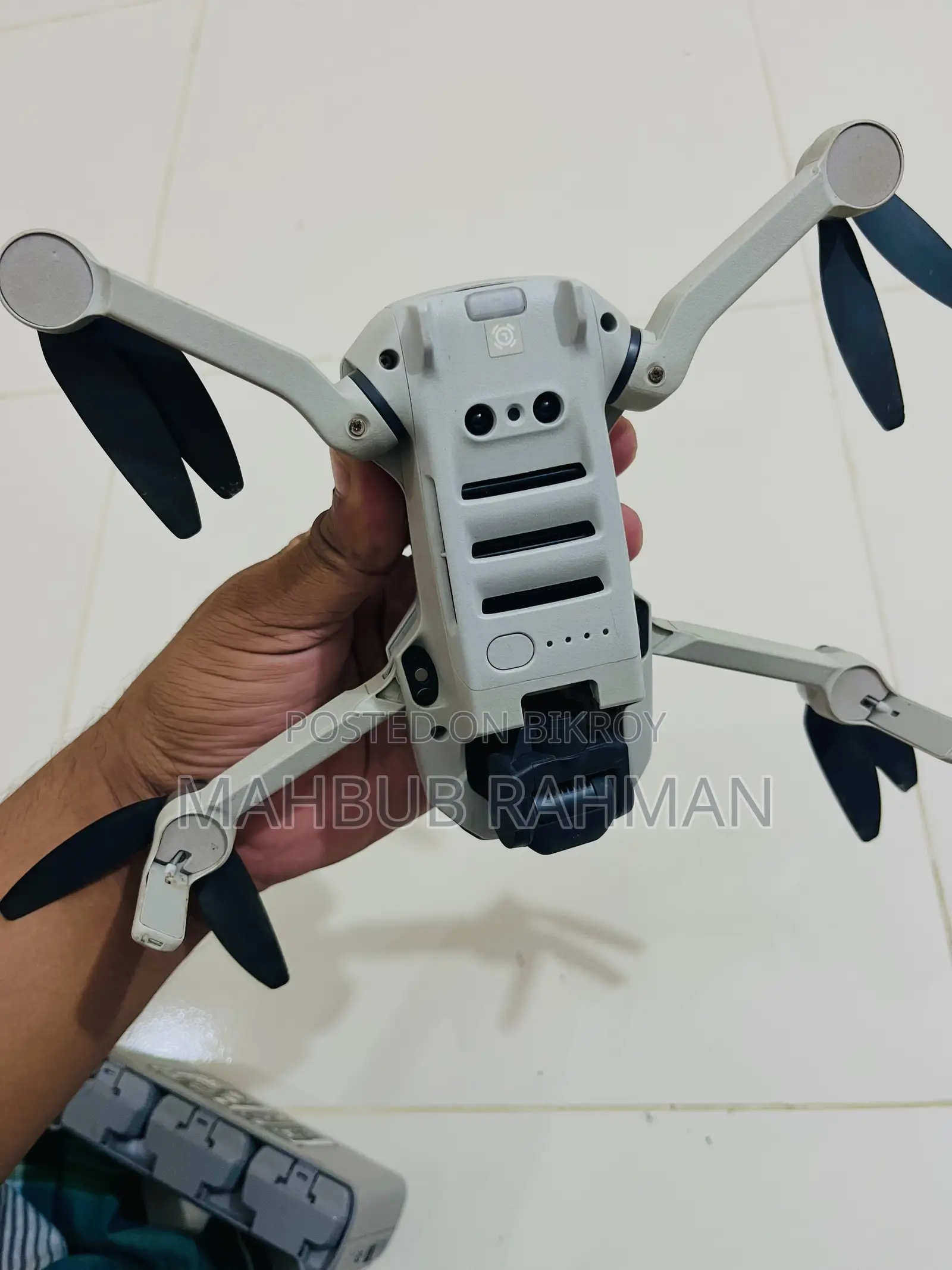 DJI Mini 2 SE Drone