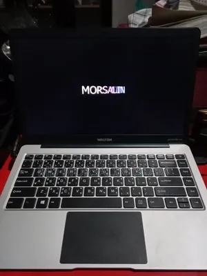 Laptop 8GB Intel Core i5 SSHD (Hybrid) 256GB