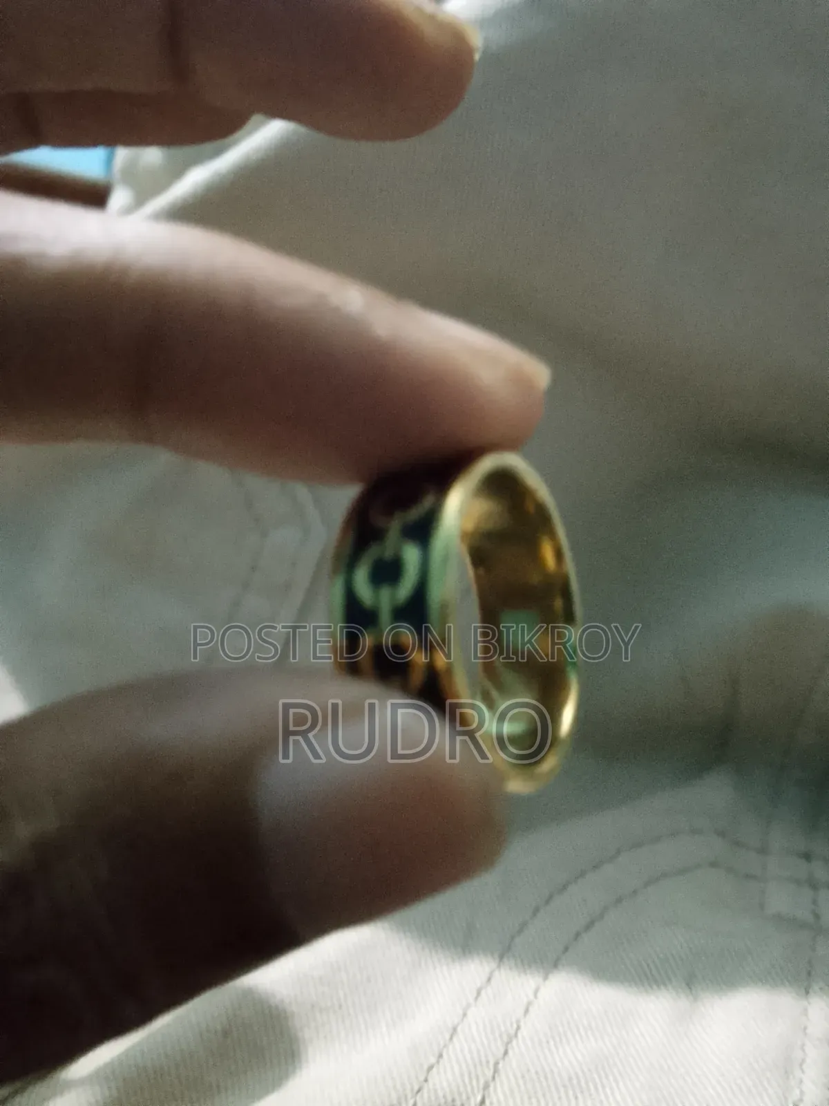 রিং গোল্ডেন কালার