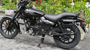 Bajaj Avenger 160 Street 2022 Black