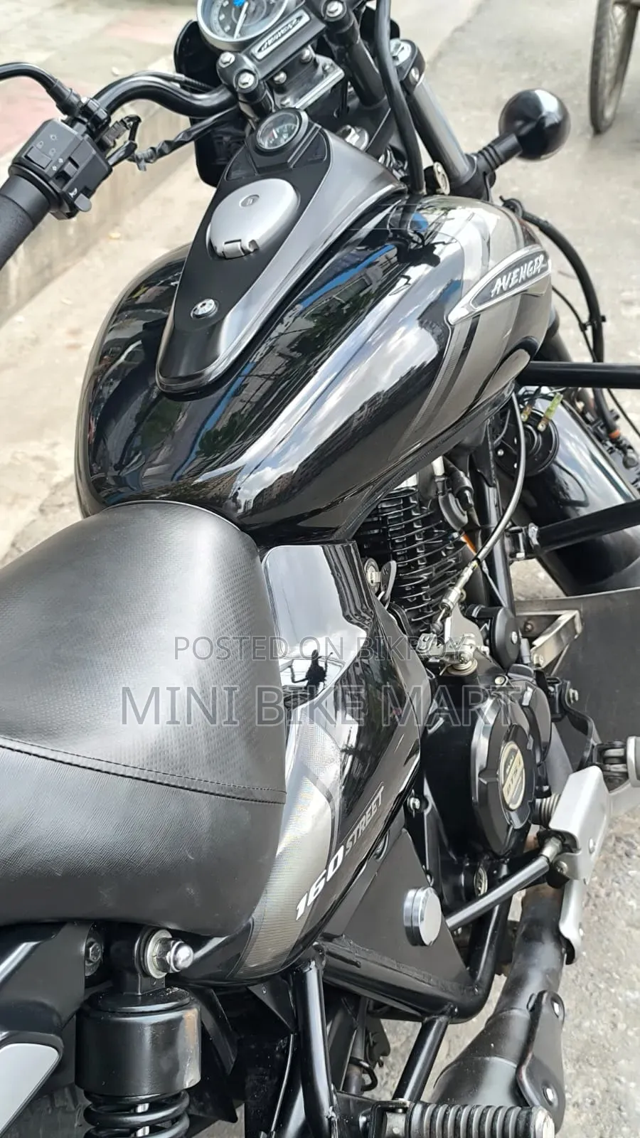 Bajaj Avenger 160 Street 2022 Black