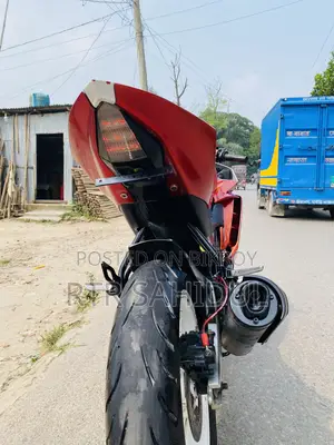 ইয়ামাহা ২০১২ রেড
